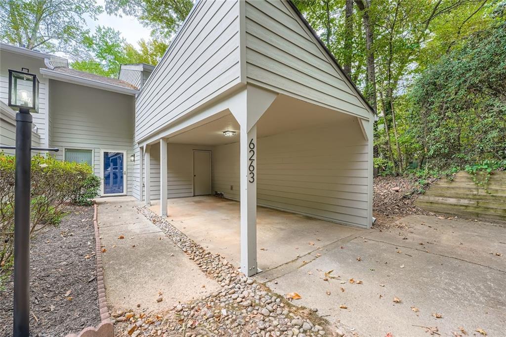 6263 Willow Run Road