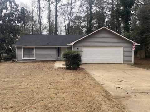 Homes For Sale - 1527 Flat Rock Road<br/> Stockbridge, GA 30281