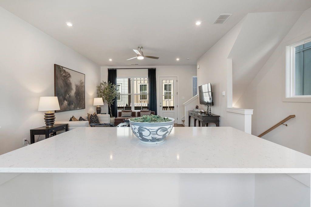 2684 Mackintosh Court 31