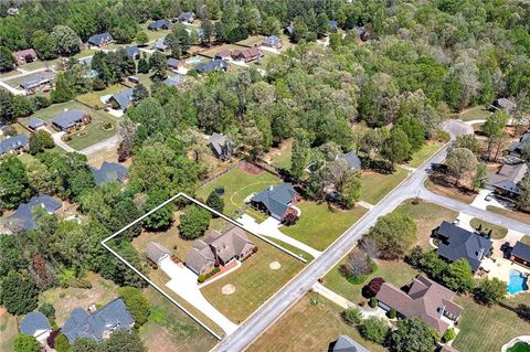 A home in Mcdonough