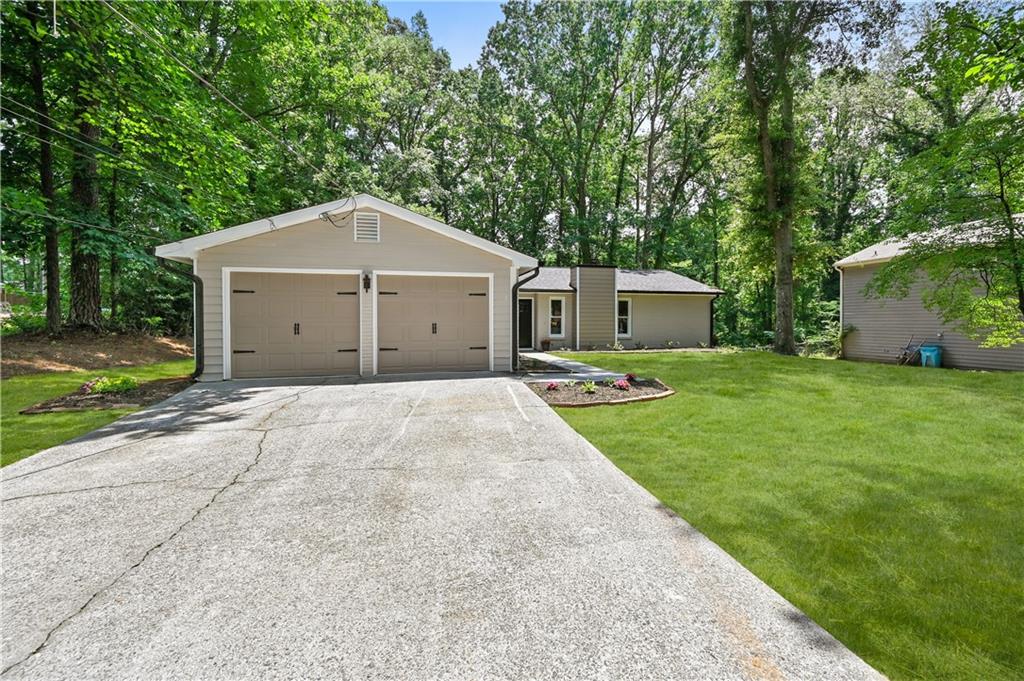 4246 Nora Lane