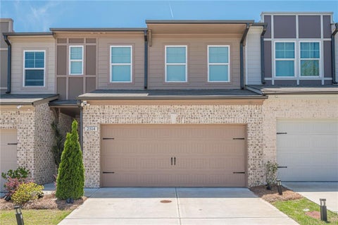 Townhouse For Sale - 2314 Portrush Way<br/> Atlanta, GA 30339