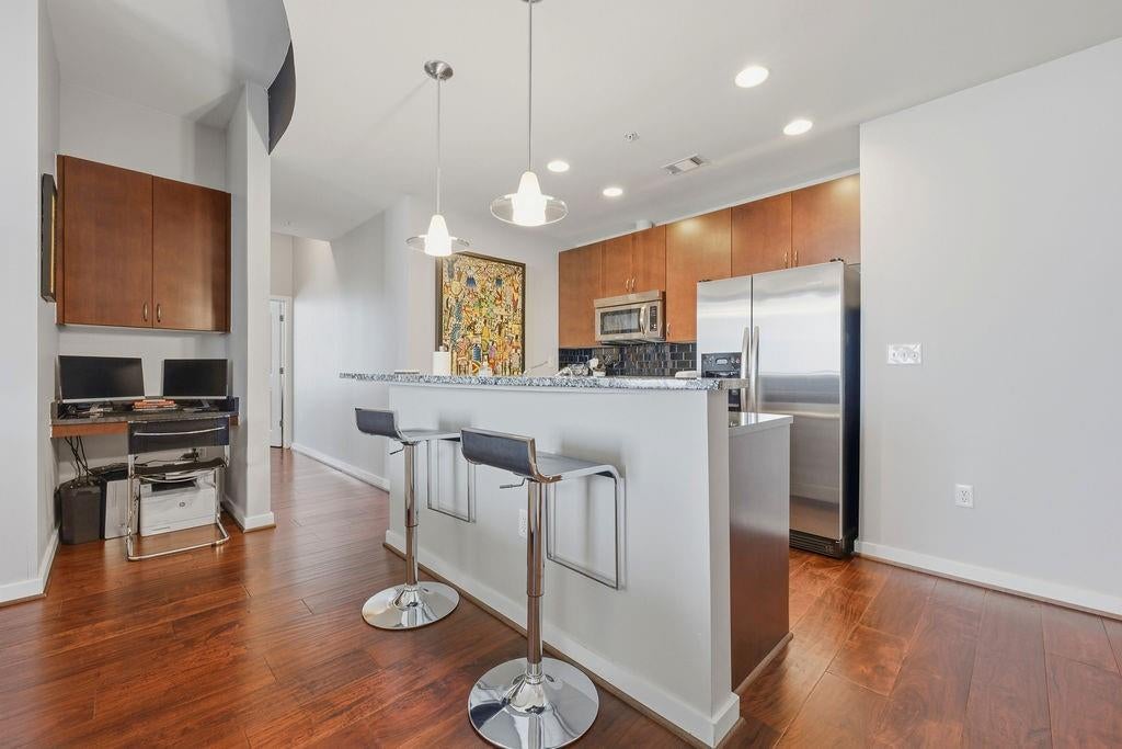 400 W Peachtree Street NW 2801-2