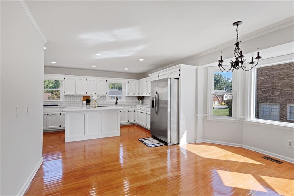 2462 CHIMNEY TOP Lane
