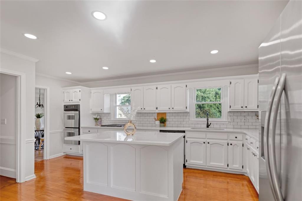 2462 CHIMNEY TOP Lane