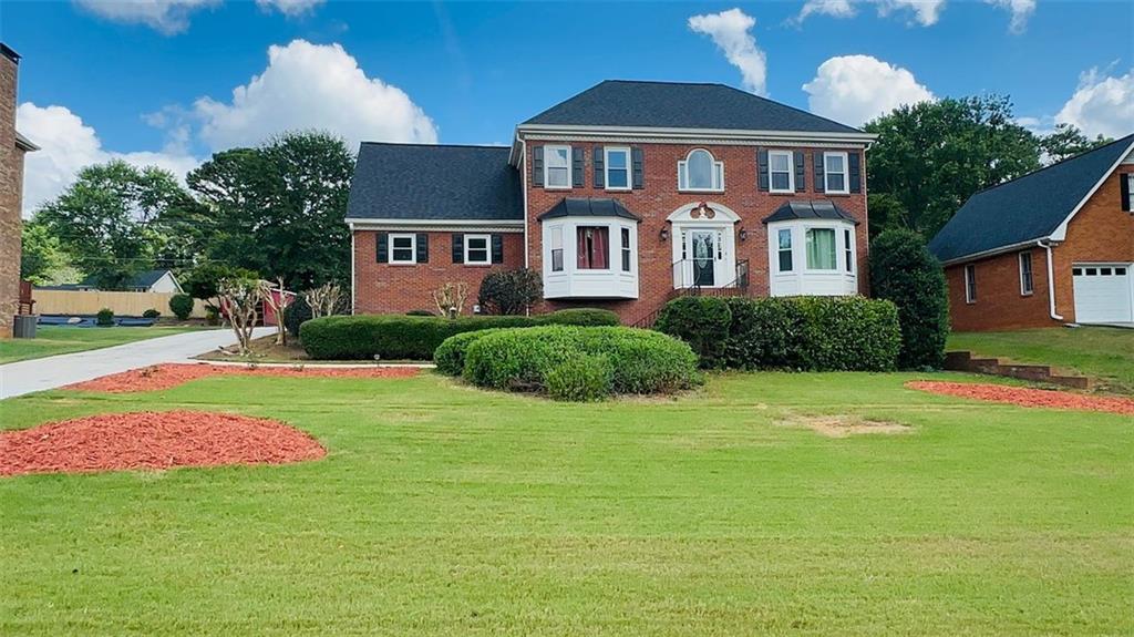 2462 CHIMNEY TOP Lane