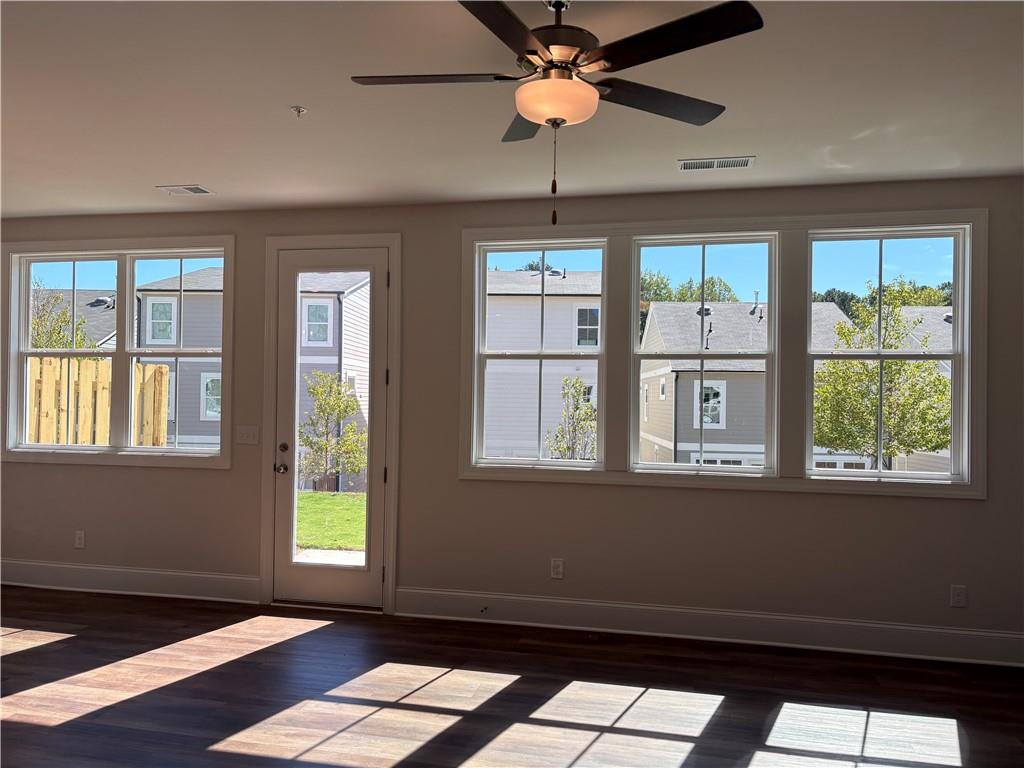 935 Crestmanor Drive