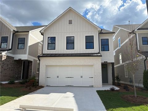 935 Crestmanor Drive Marietta GA 30008