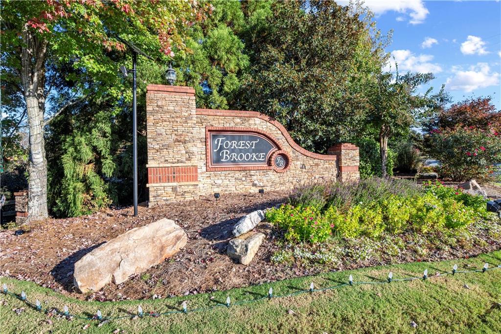 Forest Brooke - Residential
