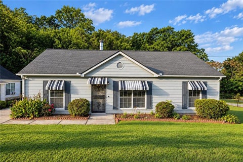 Homes For Sale - 2373 Semmes Street<br/> Atlanta, GA 30344