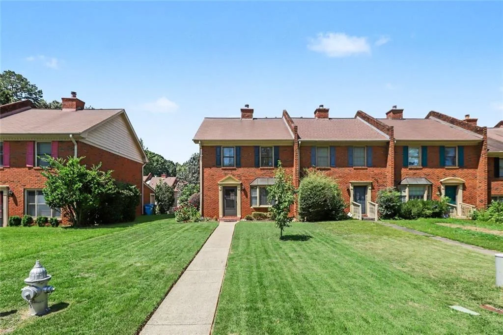 6139 Winfield Court