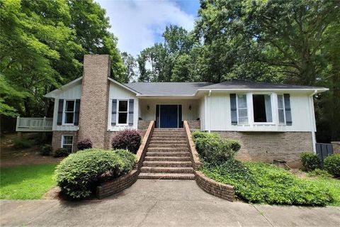 820 Oakhaven Drive Roswell GA 30075