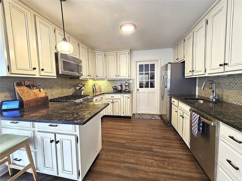 820 Oakhaven Drive