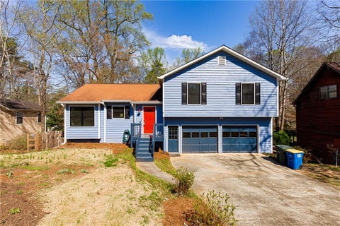 Homes For Rent - 6080 Stone Wood Drive<br/> Kennesaw, GA 30152