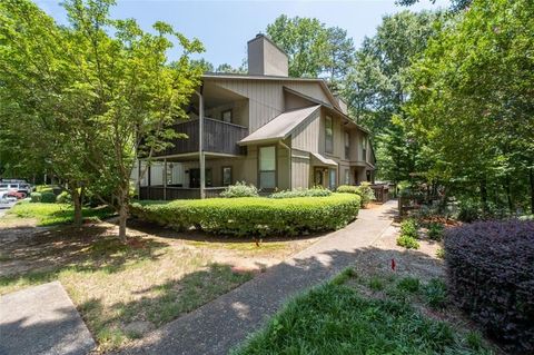 Photo of 308 CUMBERLAND Court SE, Smyrna, GA 30080 (MLS # 7648058)