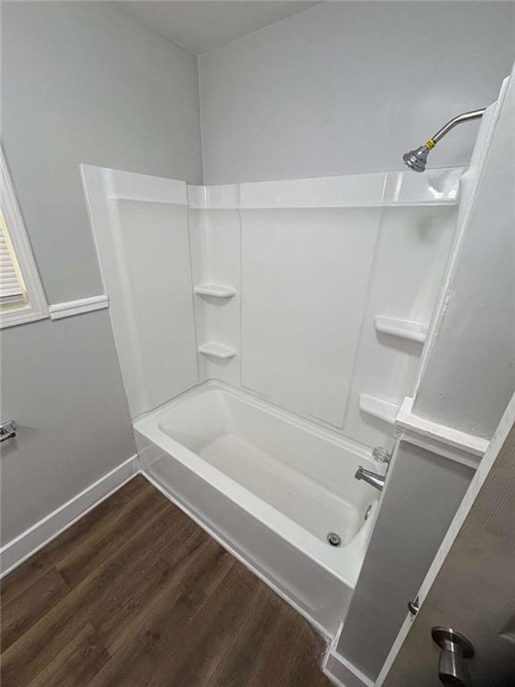 940 E Church Street E