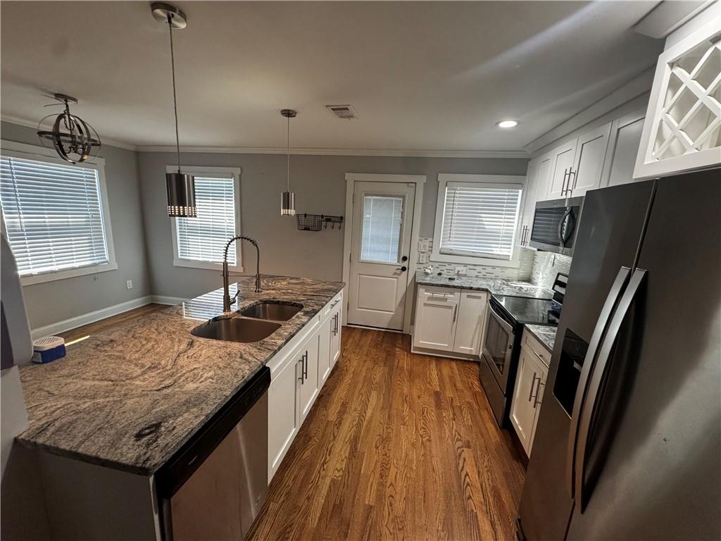 2097 Holly Hill Drive