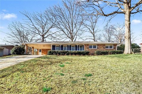 Homes For Sale - 3811 Wake Forest Road<br/> Decatur, GA 30034