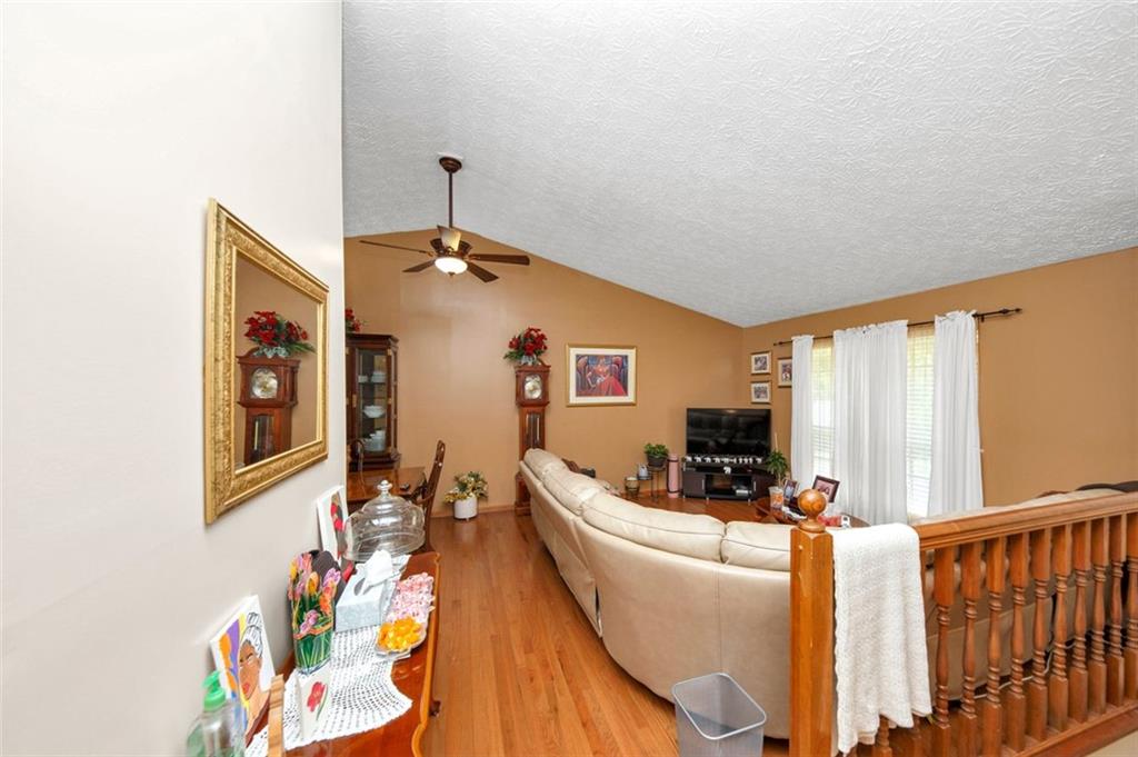 3560 Riverchase Drive, Decatur, Georgia image 8