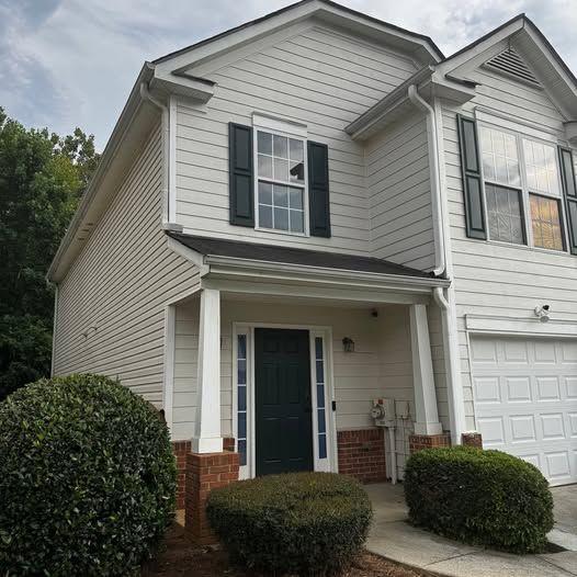 Looking for a comfortable and convenient place to call home? Rent this spacious 1 bedroom in a well-maintained 2-bedroom, 2-bath townhome located in a quiet, private neighborhood in Decatur, GA 30034. The home features a garage, guest parking, and a peaceful atmosphere shared with a quiet and respectful roommate.
Enjoy the ease of all utilities included in the rental price – no extra monthly bills! You'll have access to shared common areas, including a fully equipped kitchen, cozy living room, and in-unit laundry. The home is walking distance to shopping and dining and just minutes from the highway, making your daily commute a breeze.
Perfect for a working professional or student seeking a quiet and clean living environment