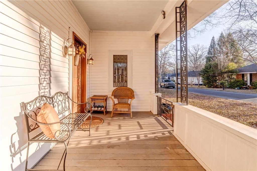 17 N Terrace Avenue SE