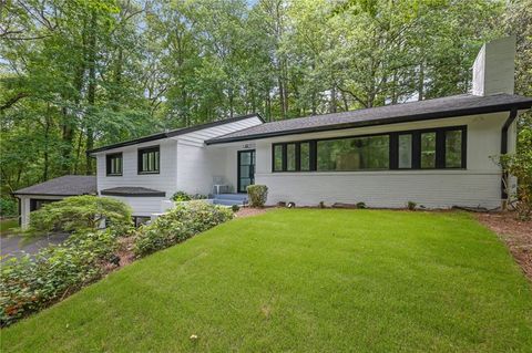 2858 Mornington Drive NW Atlanta GA 30327