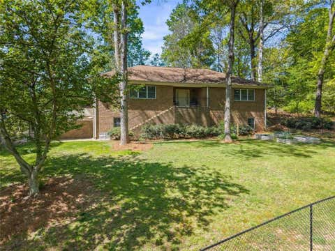 Homes For Sale - 725 Nix Drive<br/> Gainesville, GA 30501