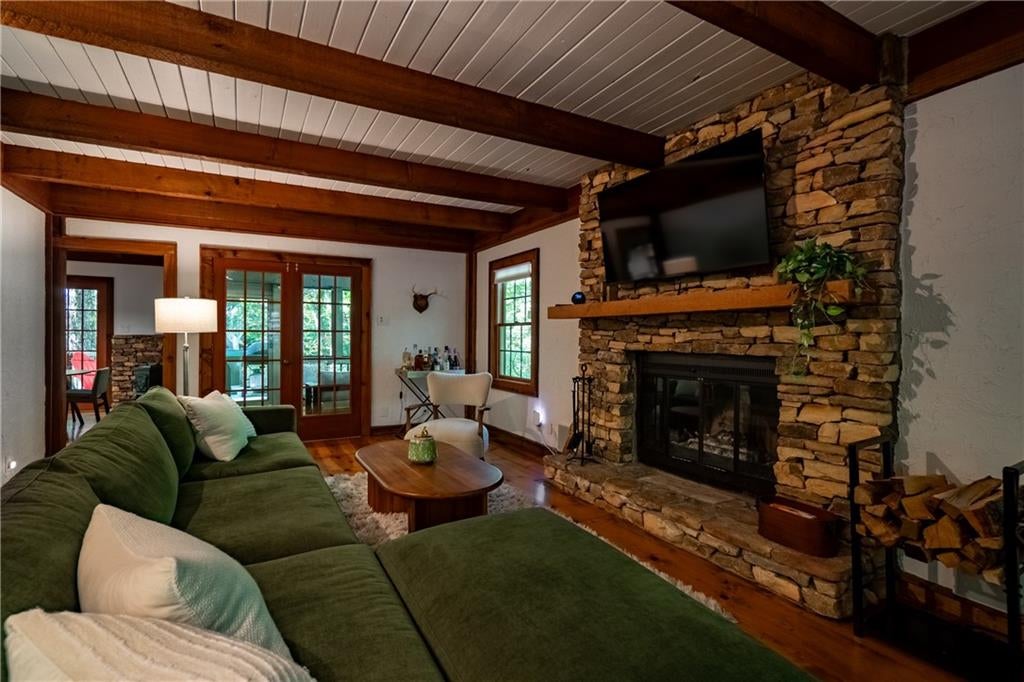 110 Sleeping Fawn Knoll