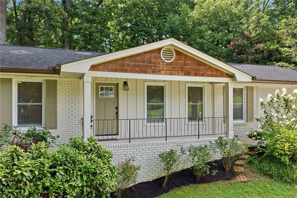 3212 Foxwood Trail SE