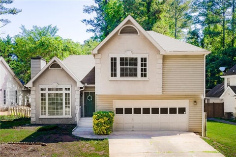 Homes For Sale - 990 Cauthen Court<br/> Marietta, GA 30066