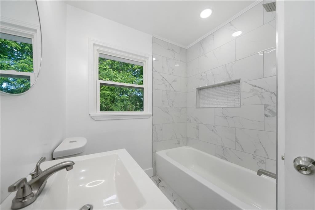 130 Oakcliff Court Ct, Atlanta, Georgia image 15