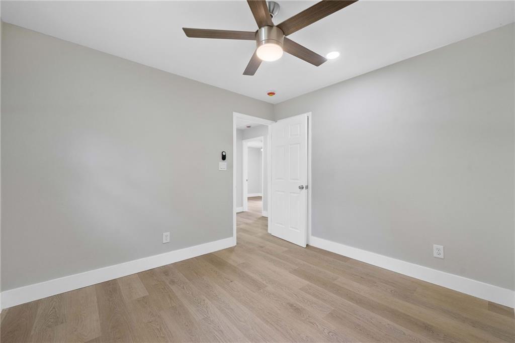 130 Oakcliff Court Ct, Atlanta, Georgia image 14