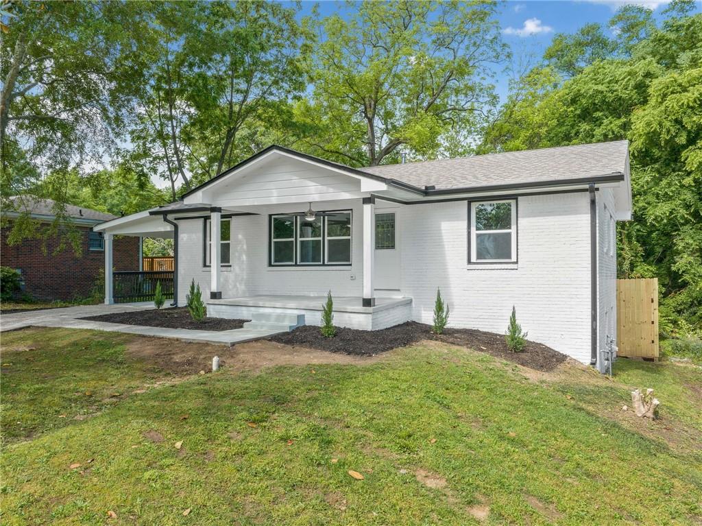 130 Oakcliff Court Ct, Atlanta, Georgia image 2