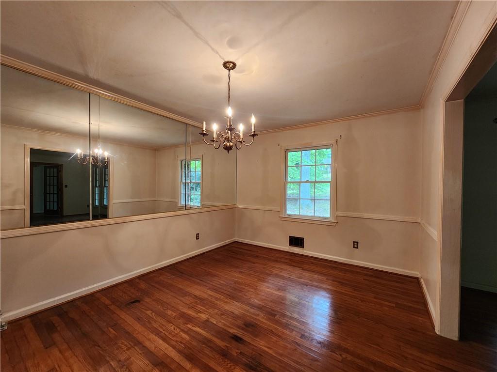 1435 Loch Lomond Trail, Atlanta, Georgia image 6