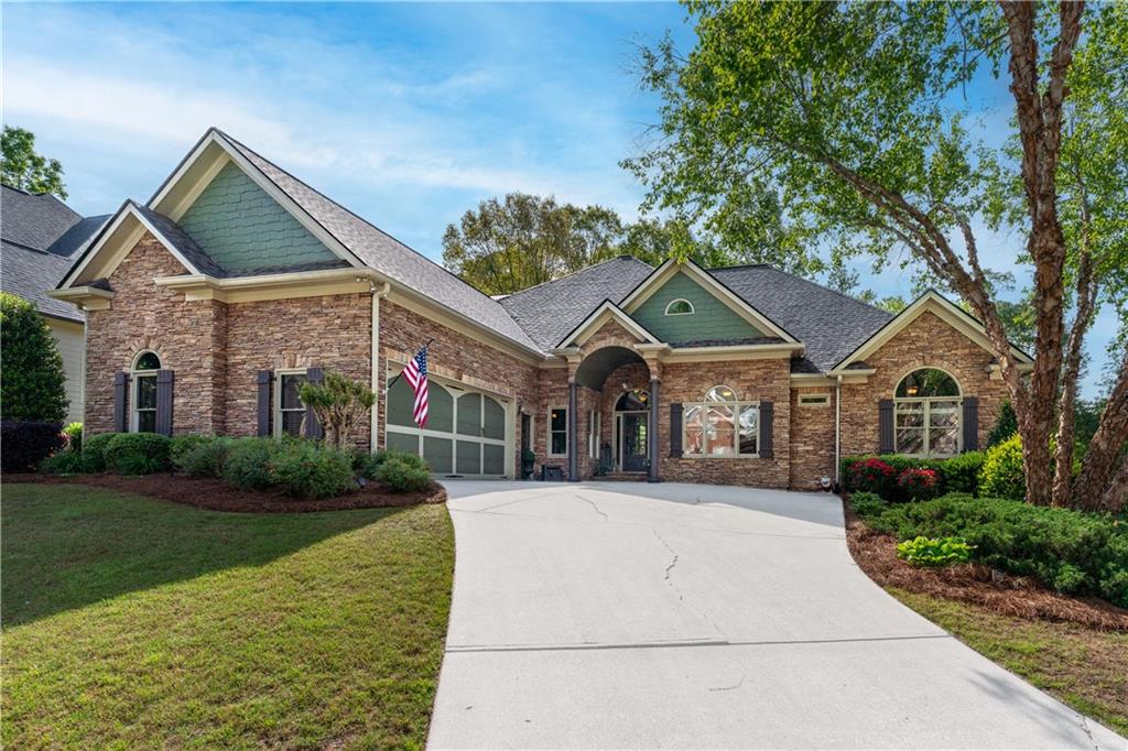 2111 Democracy Drive, Buford, Georgia image 1