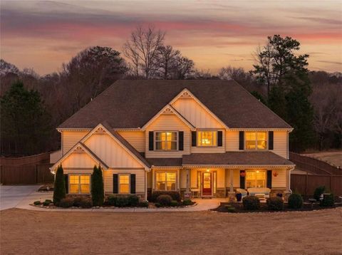 Homes For Sale - 9131 Highway 16<br/> Senoia, GA 30276