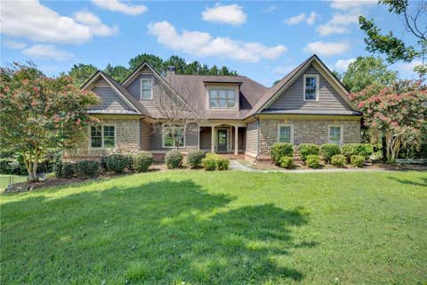 Homes For Sale - 247 Chandler Walk<br/> Loganville, GA 30052