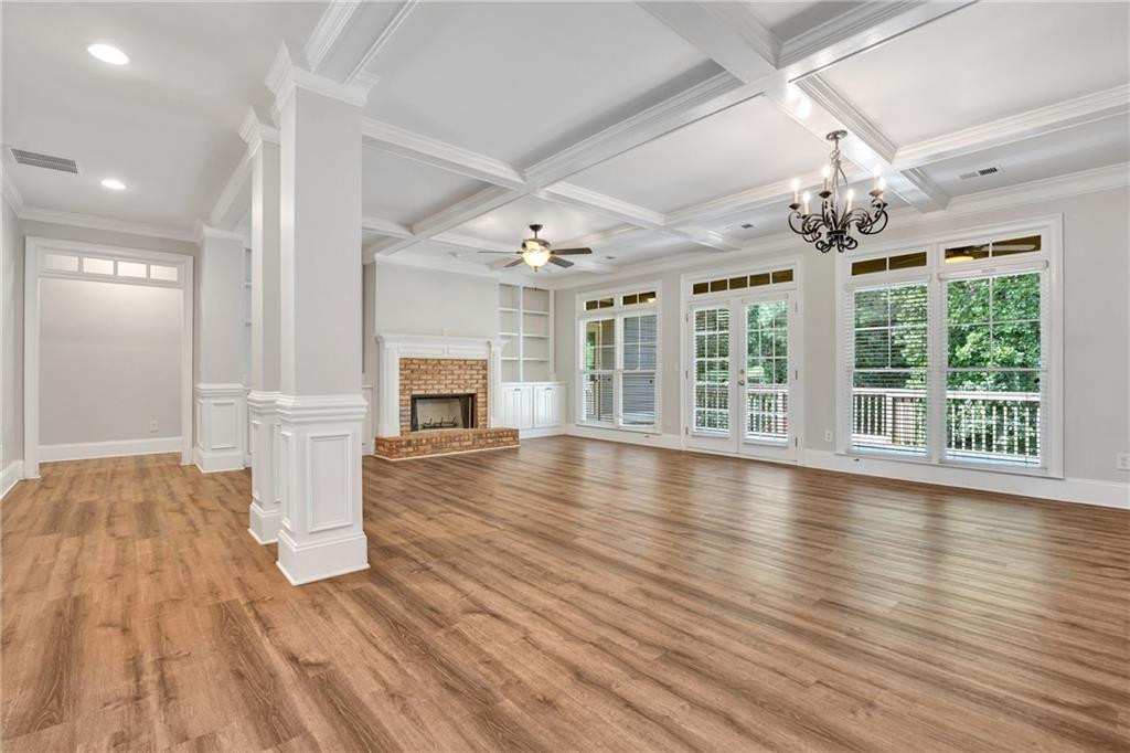 247 Chandler Walk
