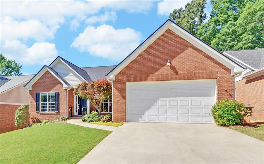922 Brenau Point Drive, Gainesville, Georgia image 2