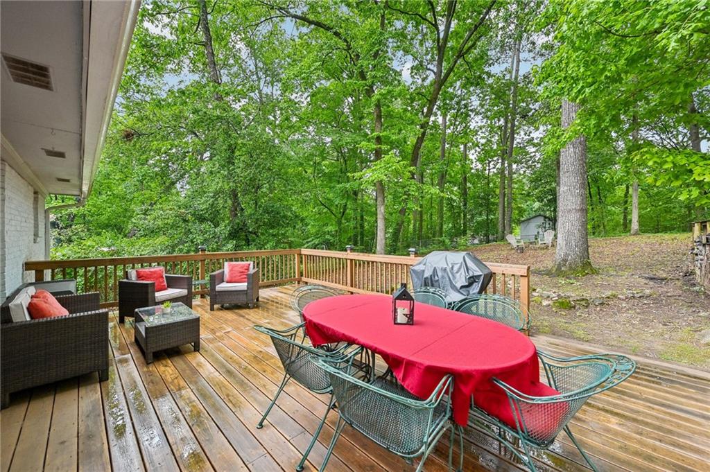 1118 Creekdale Drive, Clarkston, Georgia image 30