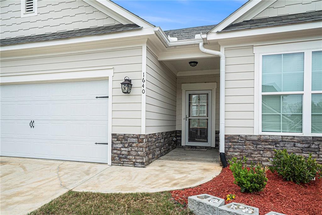 1640 Andalusian Way, Conyers, Georgia image 4