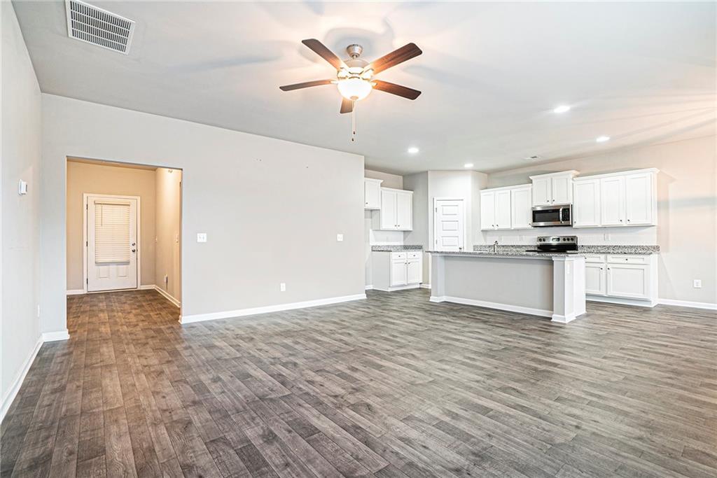 1640 Andalusian Way, Conyers, Georgia image 7