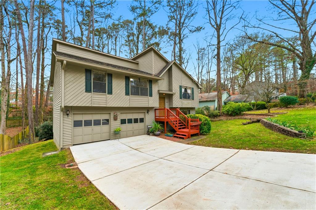 419 Ridgetop Drive NW