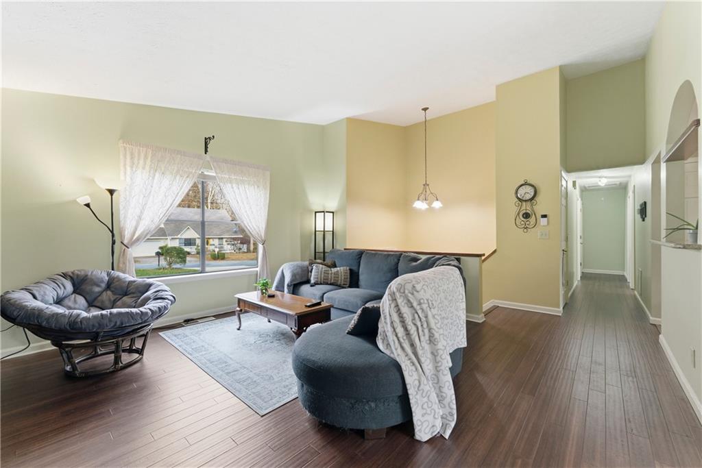 419 Ridgetop Drive NW