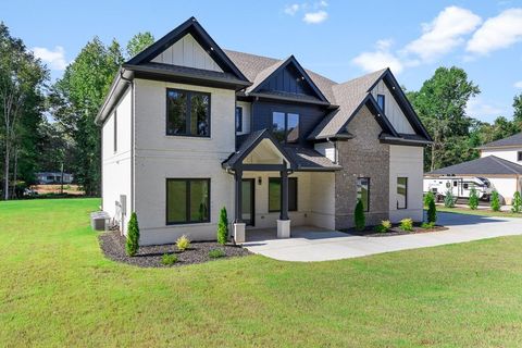 2236 Highway 124 Jefferson GA 30549