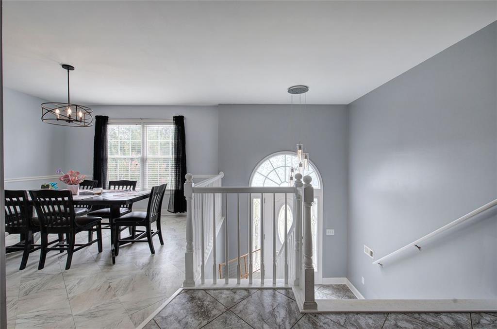 105 WOODBERRY Drive SE