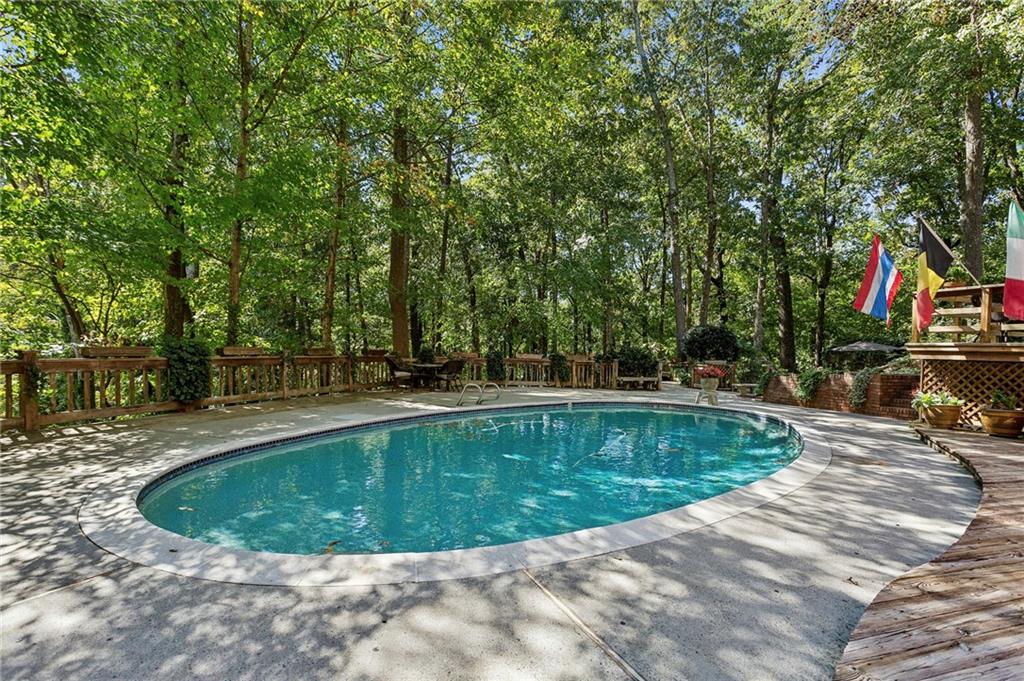 Lake Island Estates - Residential