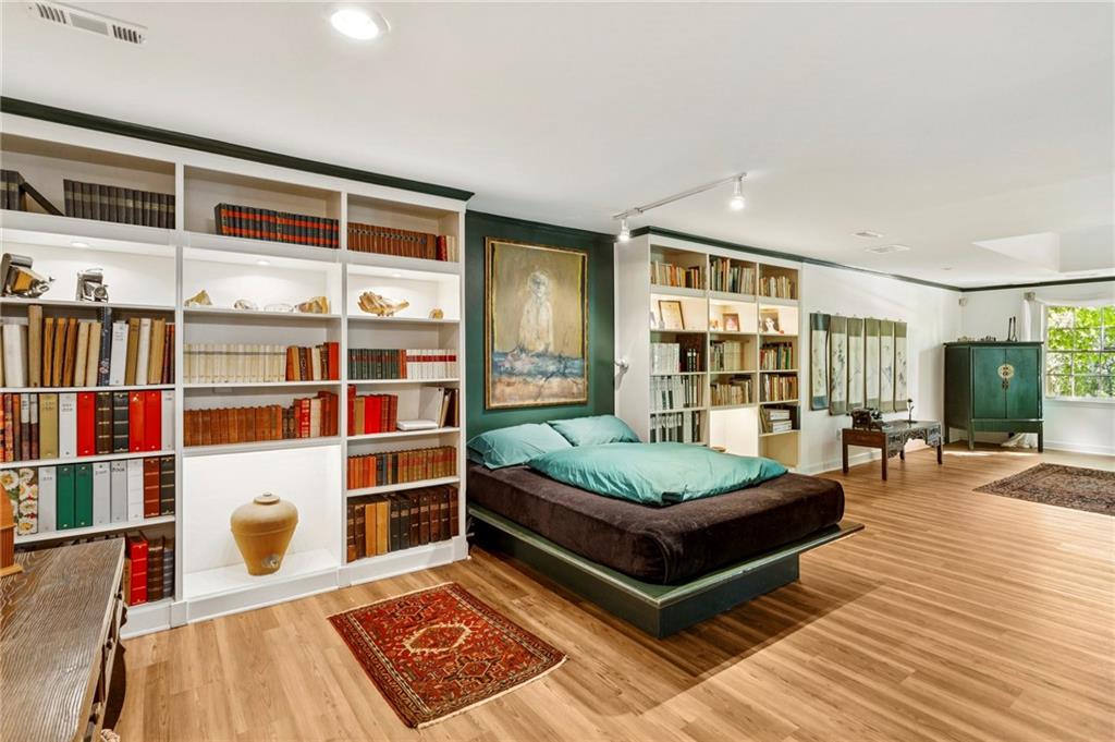 Lake Island Estates - Residential