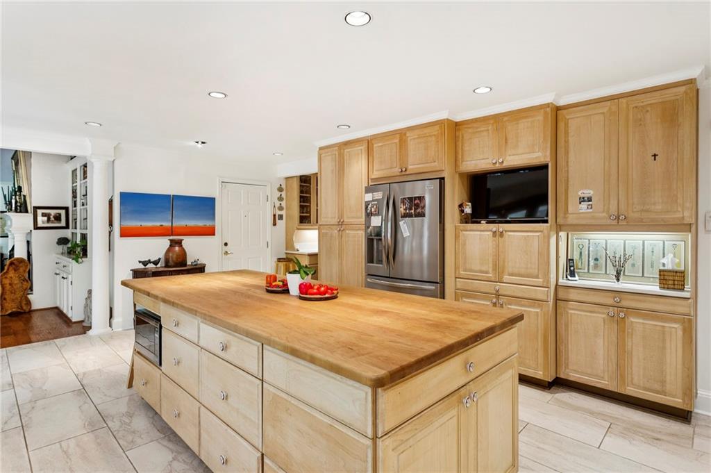 Lake Island Estates - Residential
