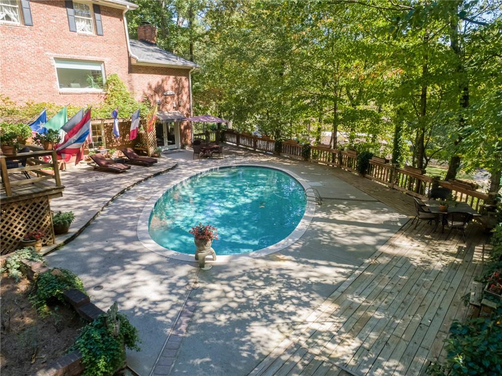 Lake Island Estates - Residential